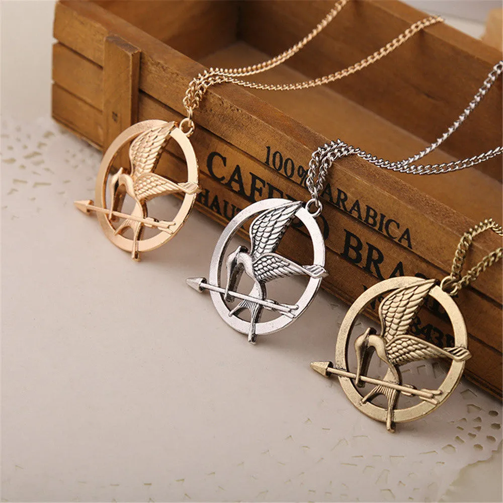 2016 New Hot Selling European and American popular Retro Punk Style hunger game bird Necklace for men and women wholesale