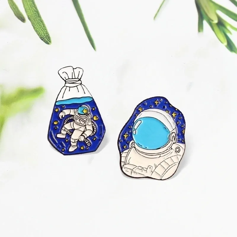 Cartoon Style Pin Astronaut Alloy Enamel Unisex Brooches