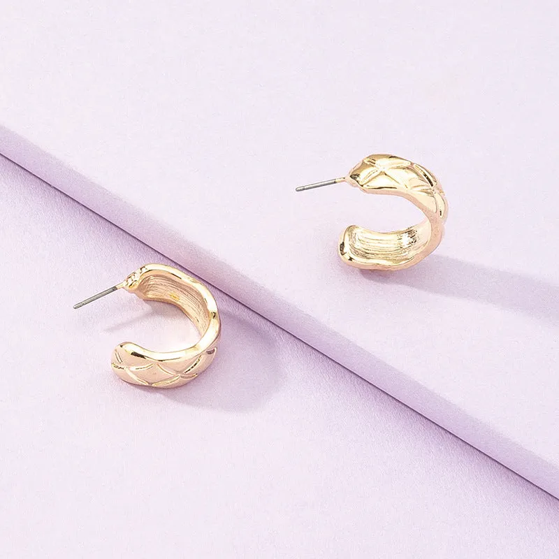 Chic C-Shaped Minimalist Earrings in Vintage Metal Finish