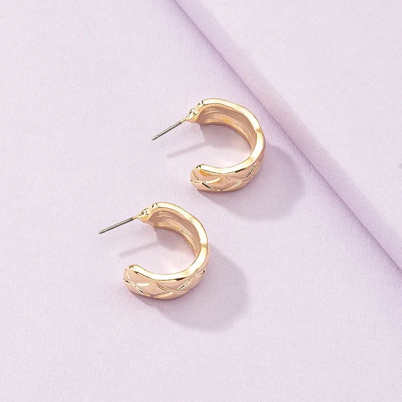 Chic C-Shaped Minimalist Earrings in Vintage Metal Finish