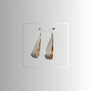 Chic Gold Tear Drop Earrings