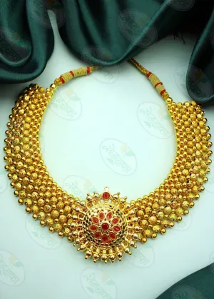 CLASSIC DESIGNER NECKLACE