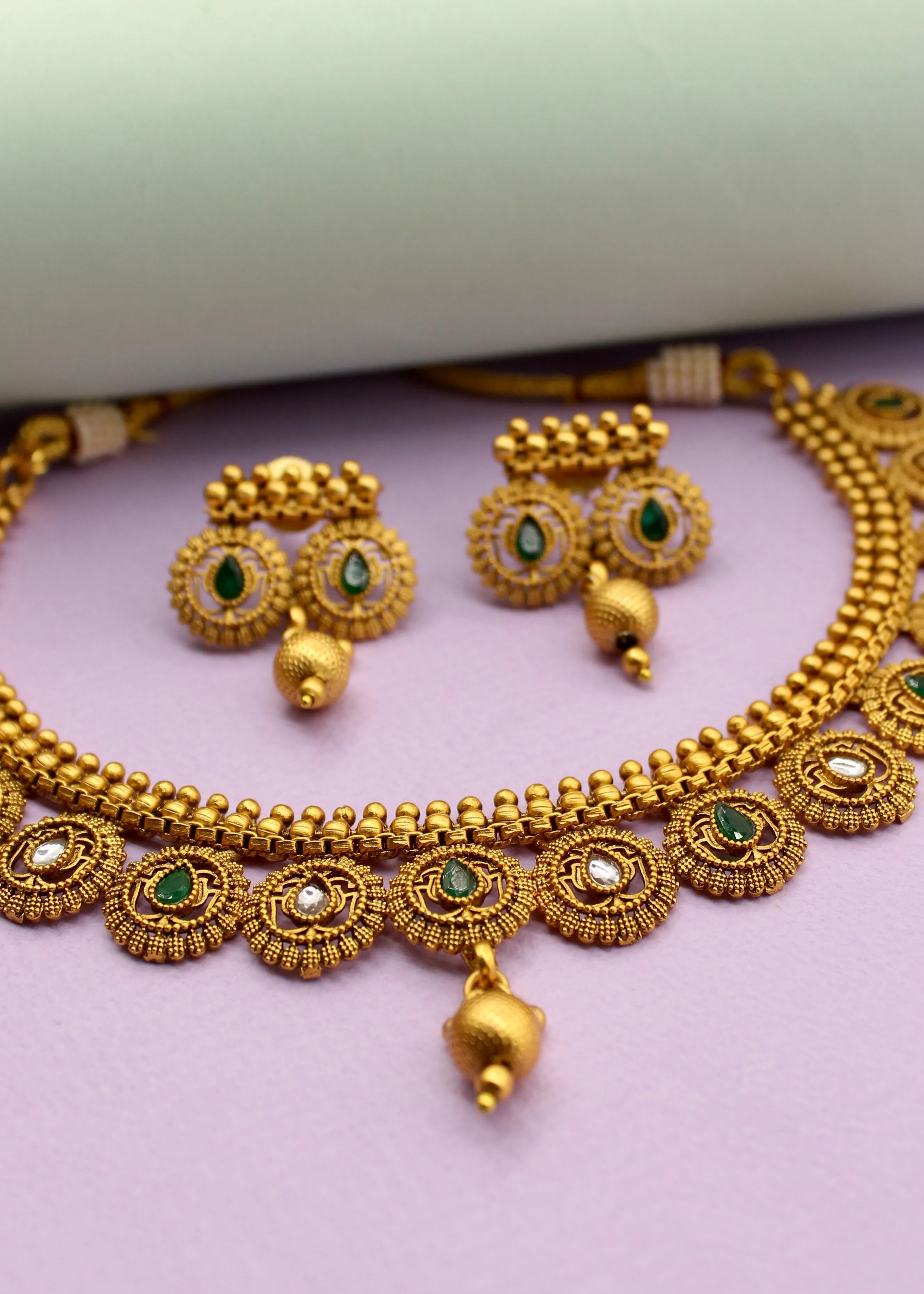 CLASSIC RAJWADI NECKLACE