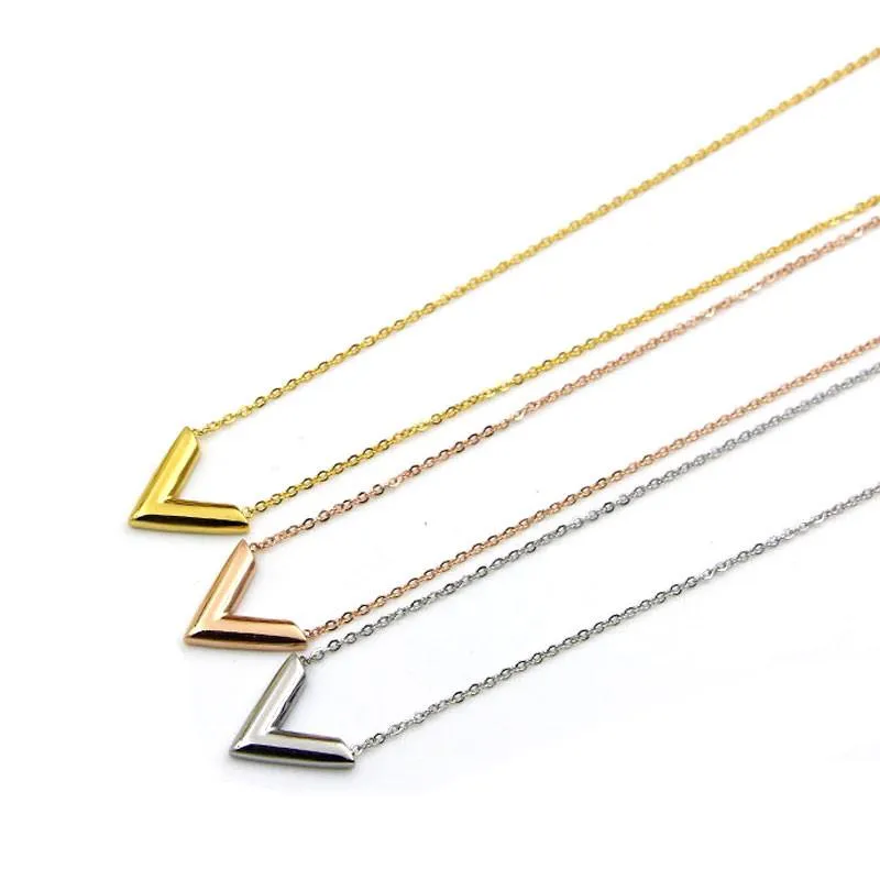 Classic V Rose Gold-Colored Short Necklaces