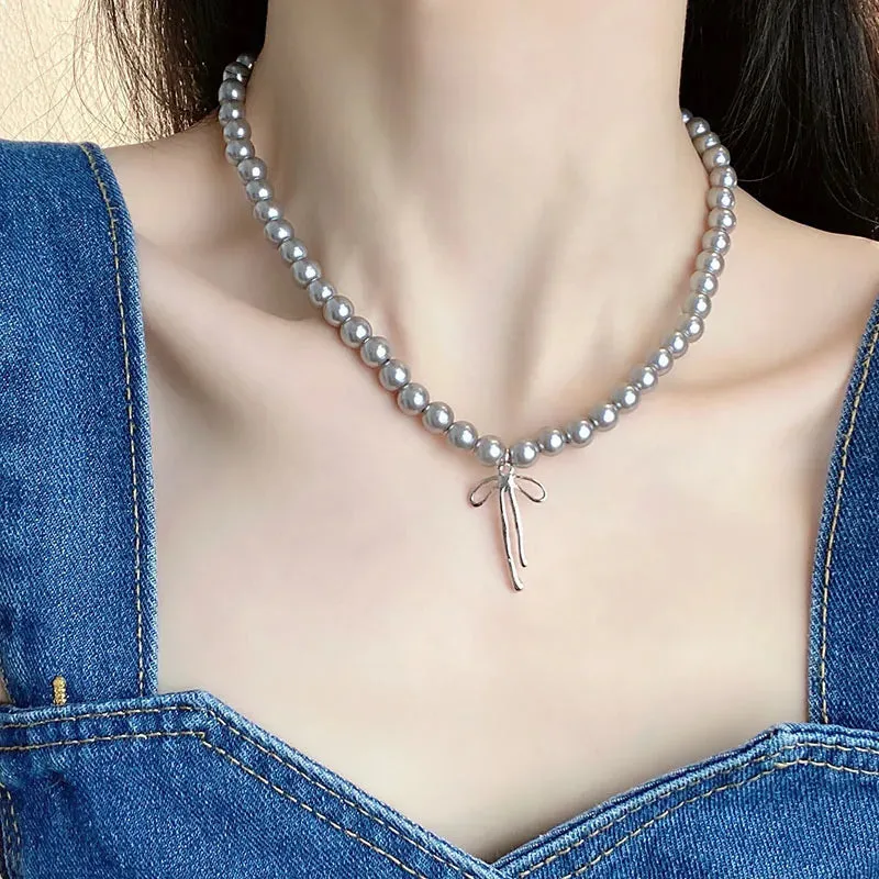 Fashion Vintage Chokers Graceful Bowknot Pendant Choker Necklace For Women Gray Pearls Neck Jewelry Wedding Jewelry Gift