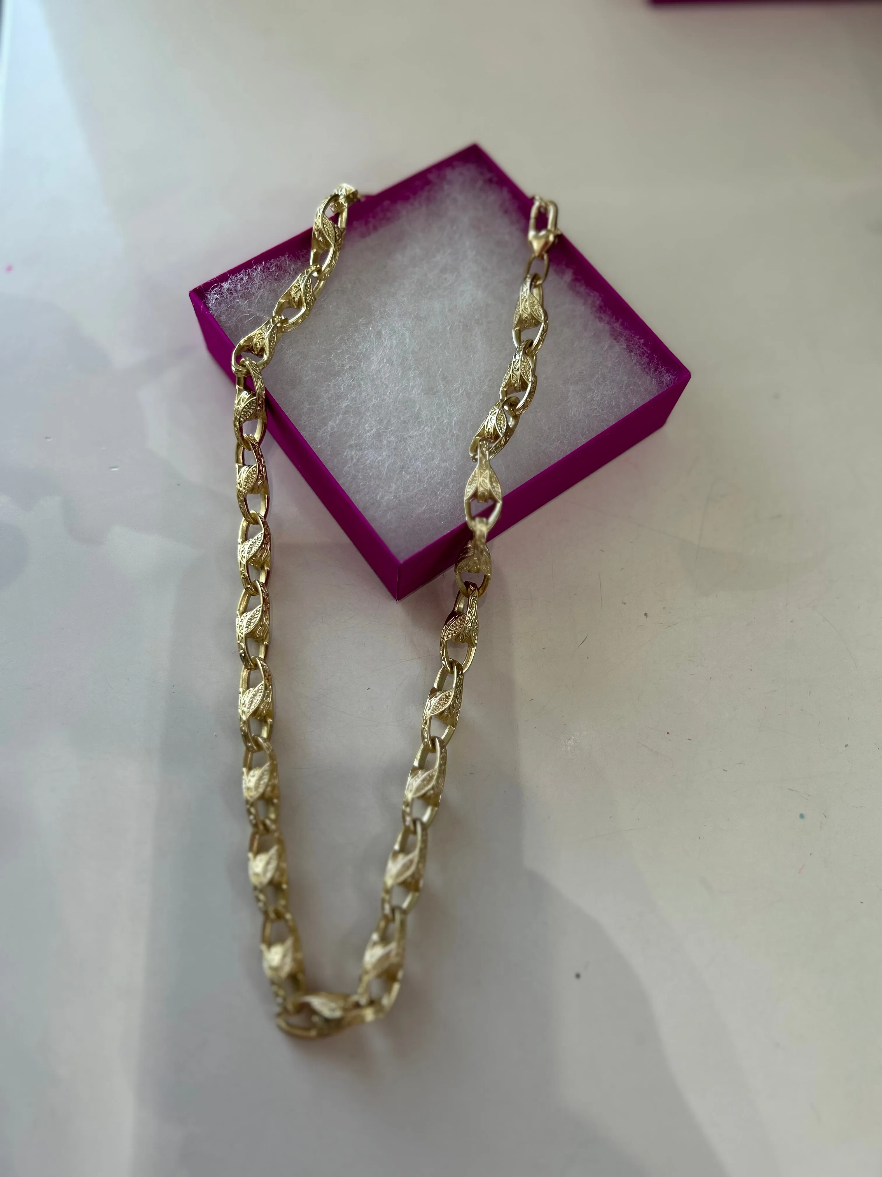 Gold Chain Linked Necklace