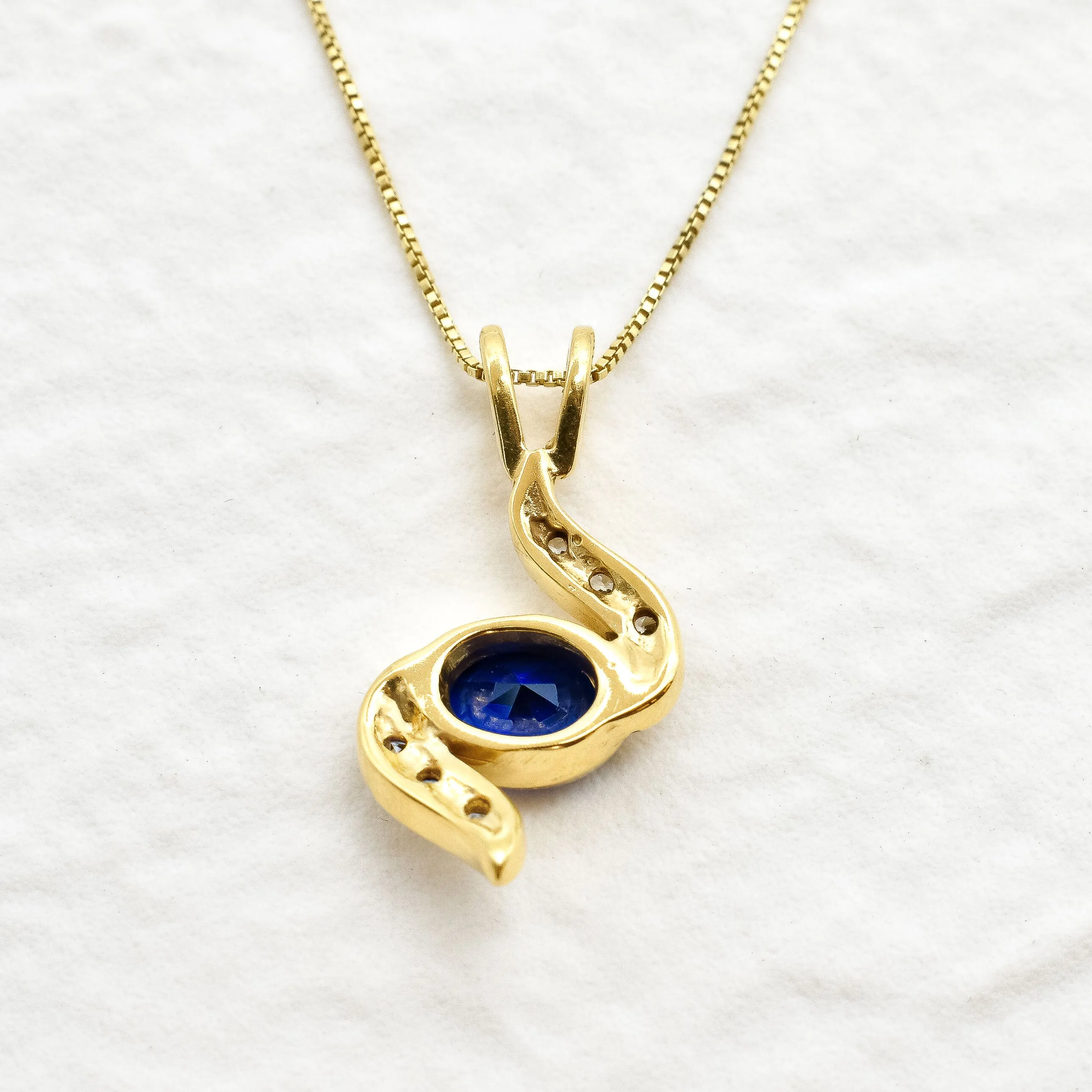 Gold Sapphire Pendant - Blue Bezel Necklace - Wavy Vintage Necklace