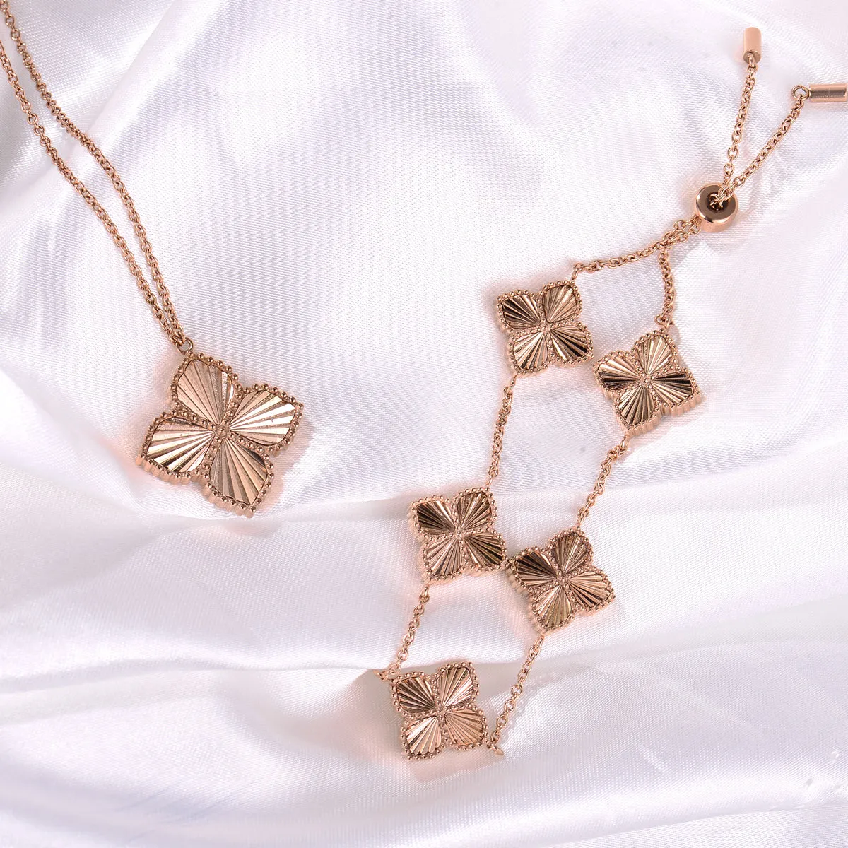 Joory / Sunglow Necklace Rose Gold