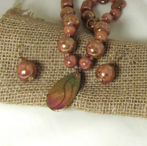 Kazuri Necklace and Earrings in Pink & Gold Kazuri Beads