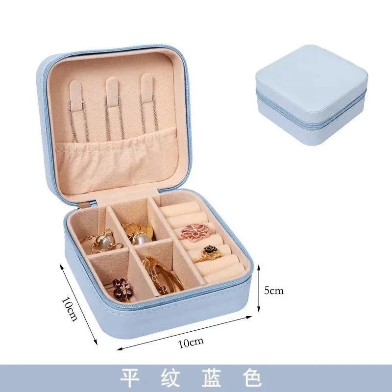 Mini Jewelry Organizer Travel Case: Elegant On-The-Go Glamour & Functionality