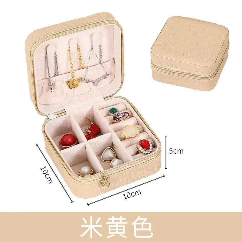 Mini Jewelry Organizer Travel Case: Elegant On-The-Go Glamour & Functionality