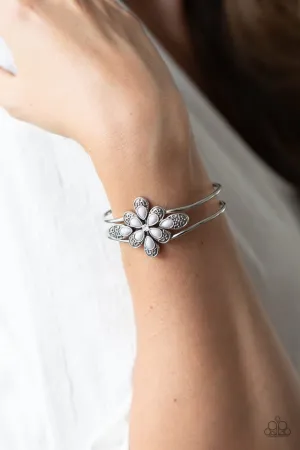 Paparazzi Bracelet ~ Go With The FLORALS - Silver