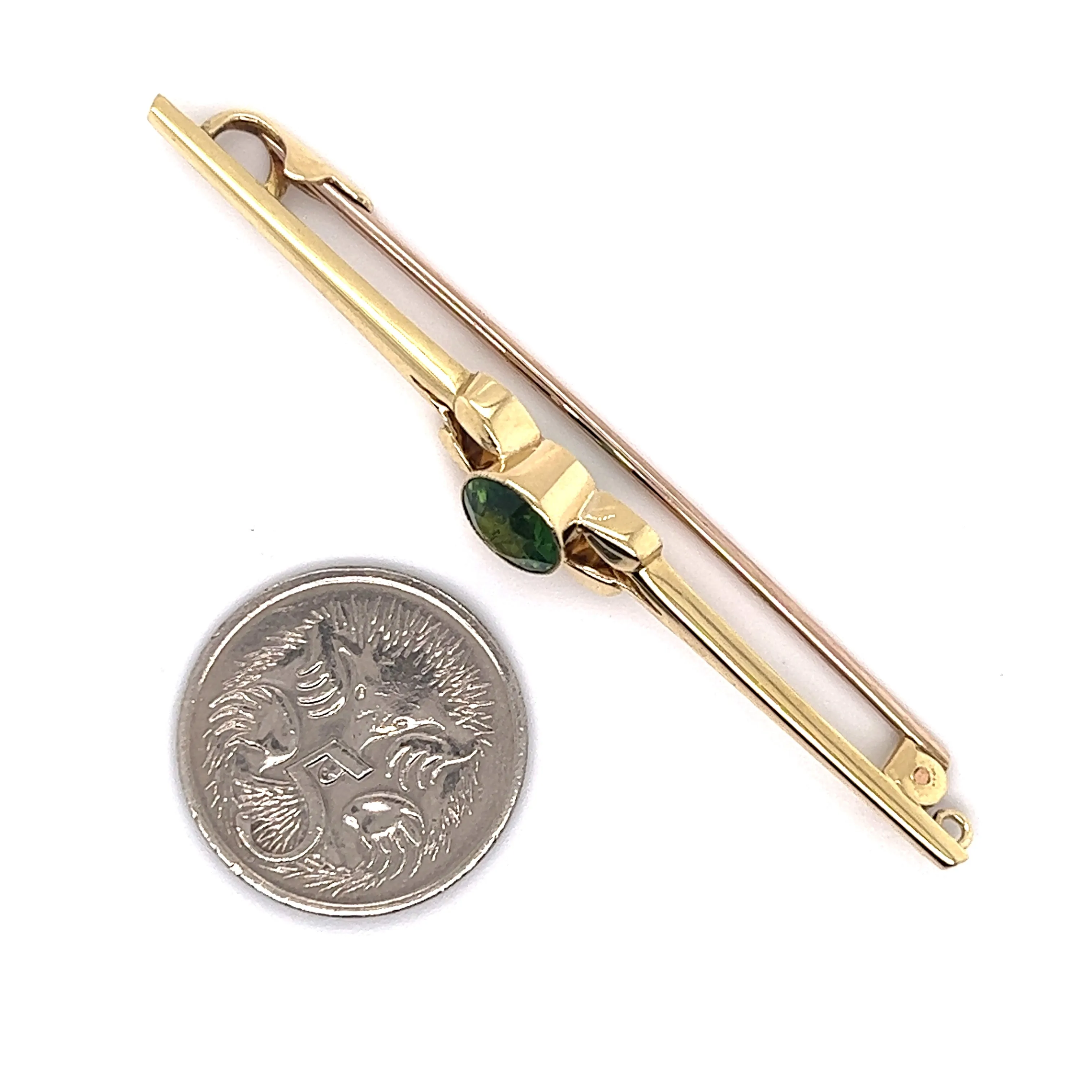 Peridot 15ct Yellow Gold Bar Brooch