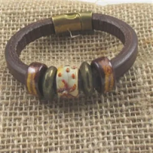 Regaliz Bracelet  Brown with Starfish Focus