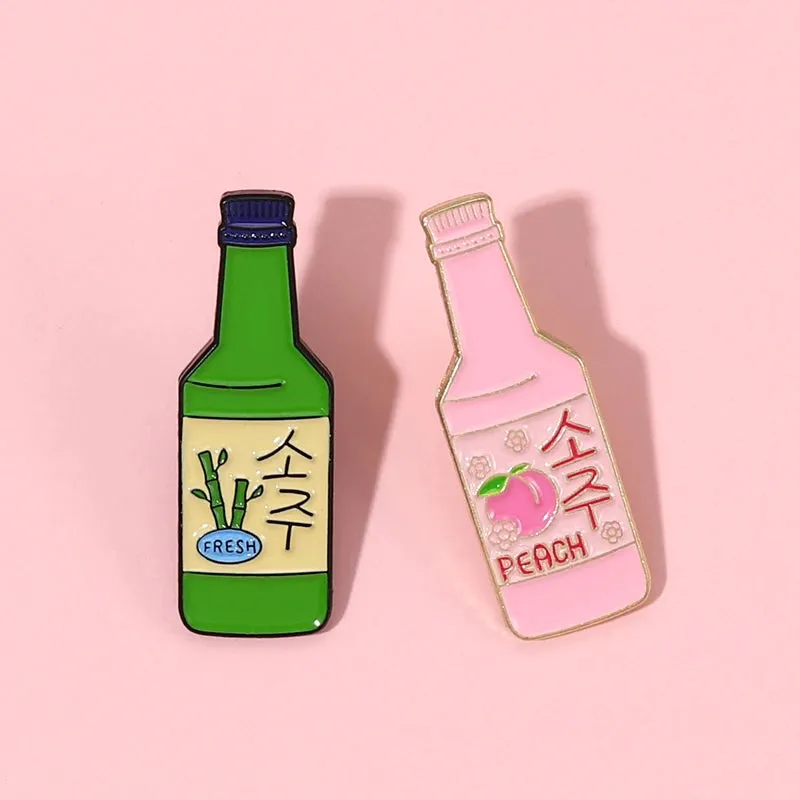 Soju Enamel Pin Korean Peach Drinking Wine Brooches Lapel Badge Cartoon Jewelry Gift for Best friends