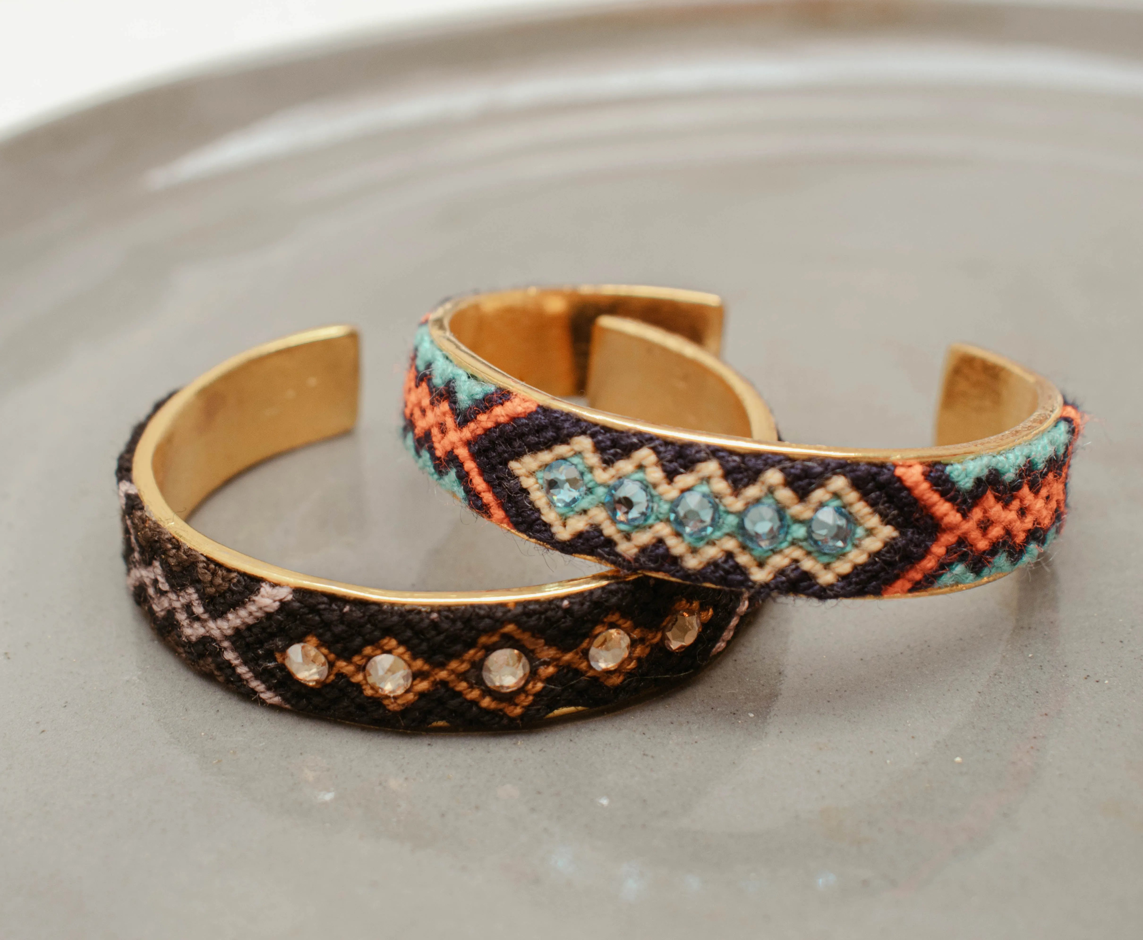 WAYUU BRACELET BRONZE - BLACK