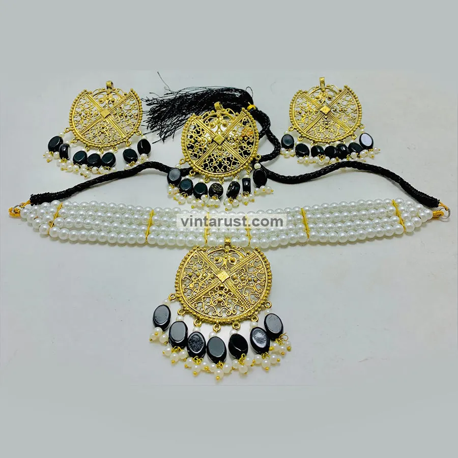 White Pearls Handmade Beaded Jewelry Set