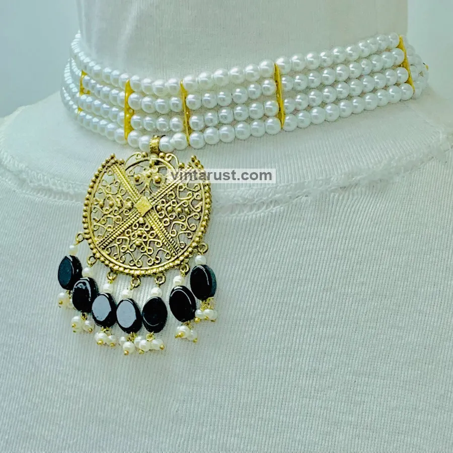 White Pearls Handmade Beaded Jewelry Set