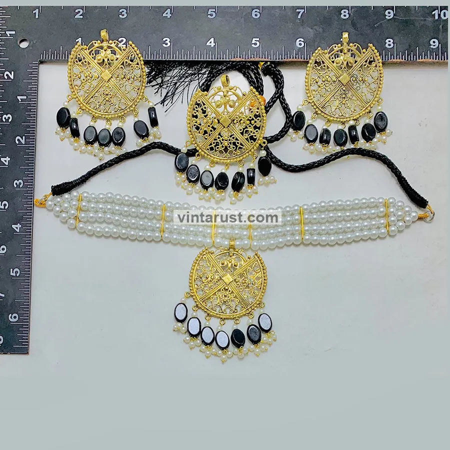 White Pearls Handmade Beaded Jewelry Set