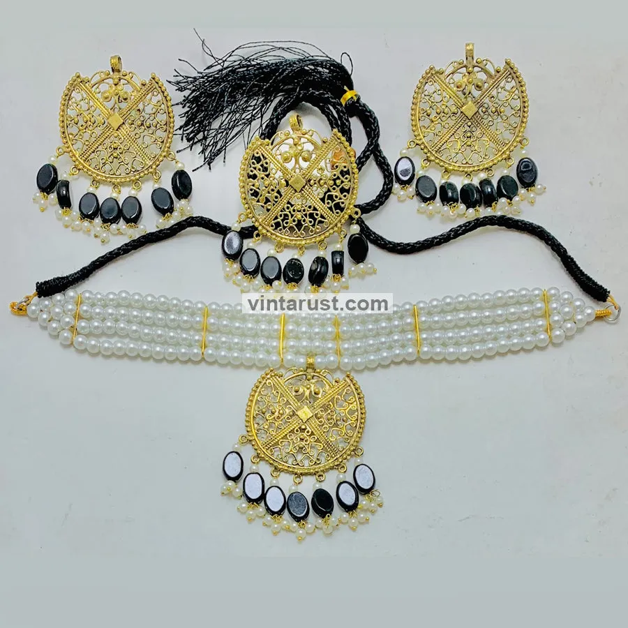 White Pearls Handmade Beaded Jewelry Set